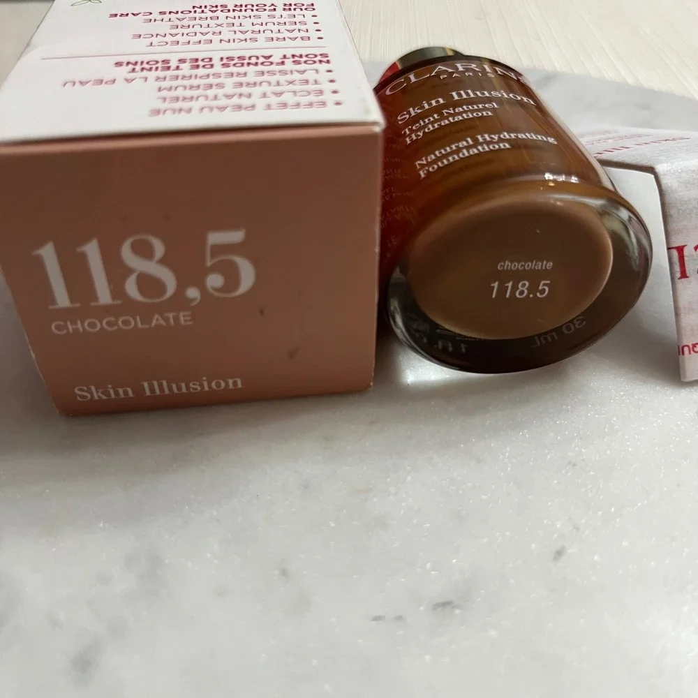 CLARINS 118.5 Illusion Foundation Chocolate Skin Liquid Makeup‎ Beauty 30ml 1oz